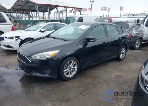2016 Ford Focus Se z USA, uszkodzony, nr VIN 1FADP3F28GL348778